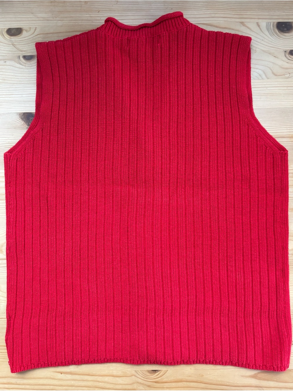Eddie Bauer ribbed knit button-front vest - Picture 2 of 8